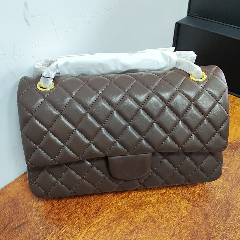 CC Bags Luxury Brand Shoulder Bags Classic Double Flap Lambskin Bags Matelasse Chain Crossbody Shoulder Gold Turn Lock Purse Large Capacity, Box
CC Bags Luxury Brand Shoulder Bags Classic Double Flap Lambskin Bags Matelasse Chain Crossbody Shoulder Gold Turn Lock Purse Large Capacity, Box