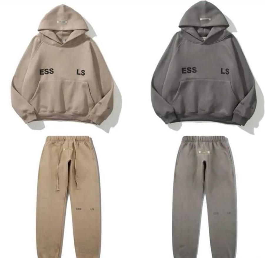 Designer Ess Men's Tracksuits Womens Hoodies Warm Pullover Hooded Essential Fashion Brand Designers Loose Sweatshirt Lovers Suit Clothing 1
Designer Ess Men's Tracksuits Womens Hoodies Warm Pullover Hooded Essential Fashion Brand Designers Loose Sweatshirt Lovers Suit Clothing 1