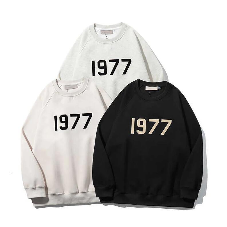 ESS WHITE Hoodies Autumn and Winter Men Sweatshirts 1977 Letter Printing Fleece Oversized Black Hoodie Fashion Hiphop Unisex Pullover balck&gray ESS HOODY, Aaa4
ESS WHITE Hoodies Autumn and Winter Men Sweatshirts 1977 Letter Printing Fleece Oversized Black Hoodie Fashion Hiphop Unisex Pullover balck&gray ESS HOODY, Aaa4