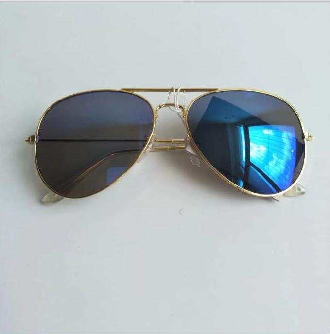 Flower Lens louise Sunglasses with Letter Designer Brand Sun Glasses Women Men Unisex Traveling Sunglass Black Grey Beach Adumbral 2023tewte
Flower Lens louise Sunglasses with Letter Designer Brand Sun Glasses Women Men Unisex Traveling Sunglass Black Grey Beach Adumbral 2023tewte