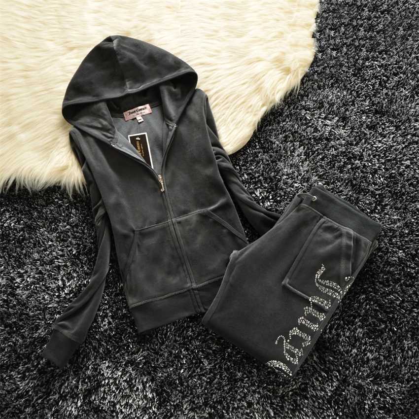 Juicy Coutoure Velour Hot Tracksuit Woman Winter Velvet Two Piece Set with Diamante Rhinestone Jogging Suits for Women, No diamonds
Juicy Coutoure Velour Hot Tracksuit Woman Winter Velvet Two Piece Set with Diamante Rhinestone Jogging Suits for Women, No diamonds