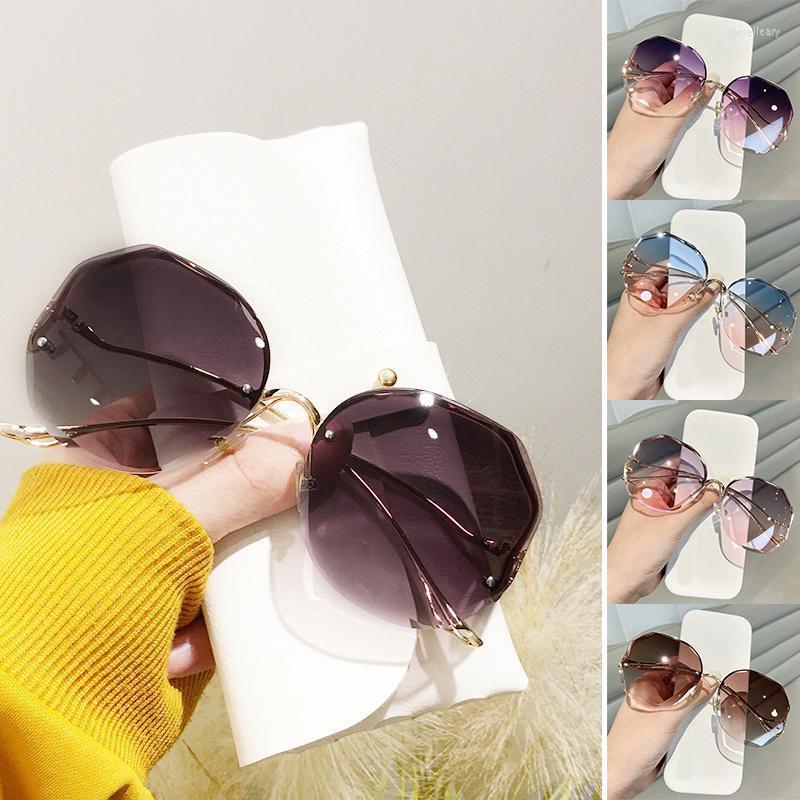 Sunglasses Frames Fashion Rimless Women Luxury Trimming Gradient Shades Sun Glasses Female Metal Framless Vintage Ladies EyewearFashion Fors
Sunglasses Frames Fashion Rimless Women Luxury Trimming Gradient Shades Sun Glasses Female Metal Framless Vintage Ladies EyewearFashion Fors