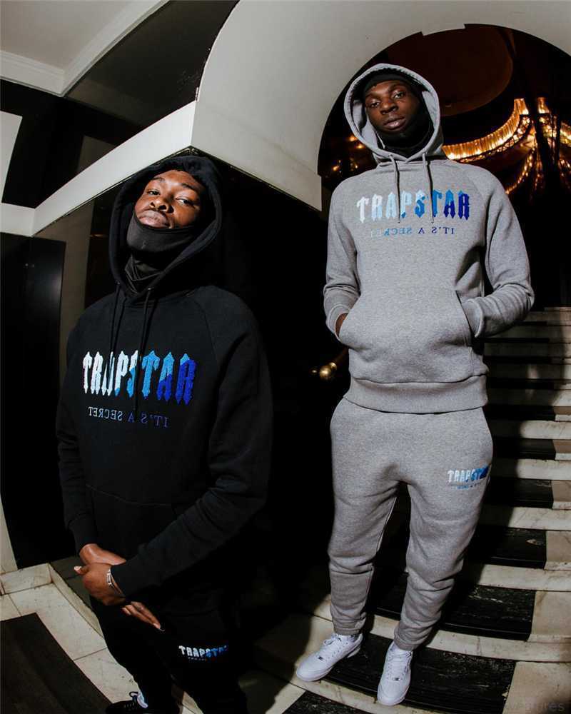 Trapstar London Tracksuit Men Woman Hoodies Quality White Blue Gradient Towel Embroidery Pullovers Fleece Hoody Sweatshirts, 15
Trapstar London Tracksuit Men Woman Hoodies Quality White Blue Gradient Towel Embroidery Pullovers Fleece Hoody Sweatshirts, 15