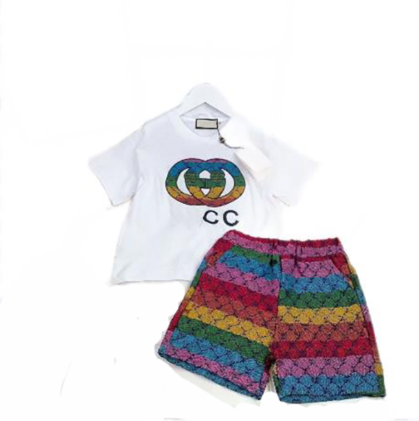 Fashion Luxury designer Clothing Sets kids T-shirt shortst British fashion summer childrens treasures and girls cotton two piece tops brand a