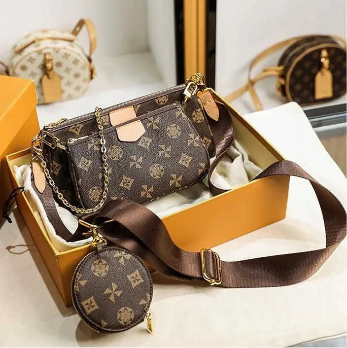 Multi pochette accessories Women designer bag brown handbags louiseity messenger crossbody bags viutonity lady chain shoulder Bag M44823 M44840 high quality, Embossed red
Multi pochette accessories Women designer bag brown handbags louiseity messenger crossbody bags viutonity lady chain shoulder Bag M44823 M44840 high quality, Embossed red