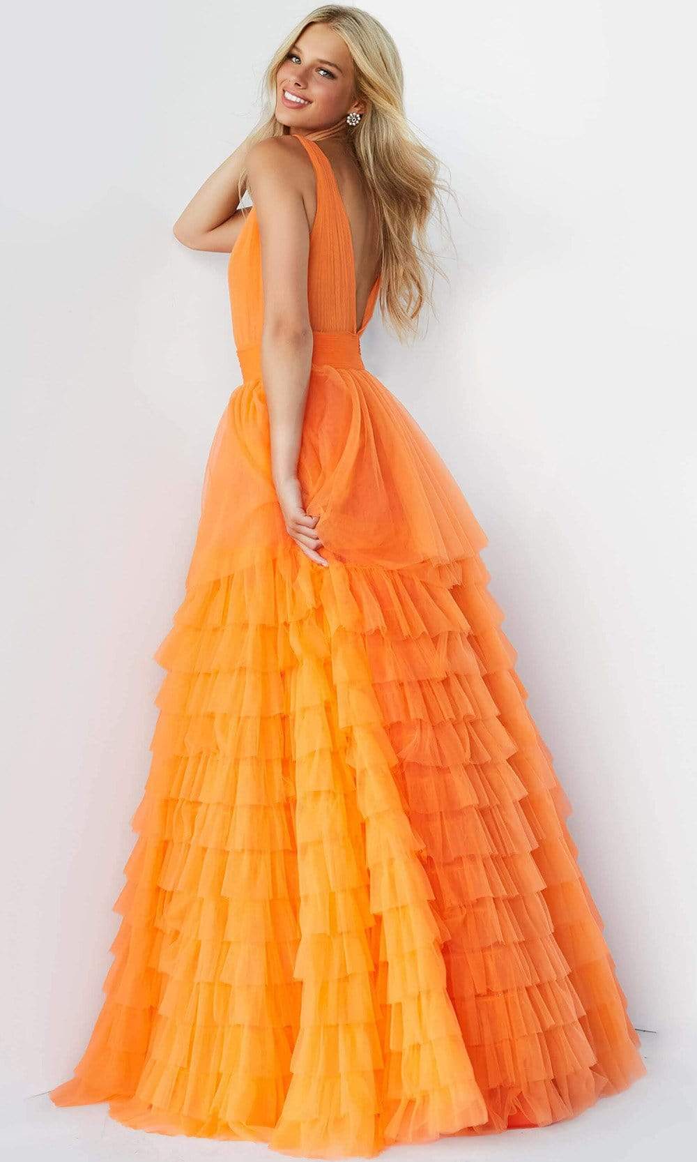 Glamorous Prom Dresses A-line V-neck Sleeveless Solid Color Net Layered Up Pleats Floor Length Backless Zipper Custom Made Evening Dress Plus Size