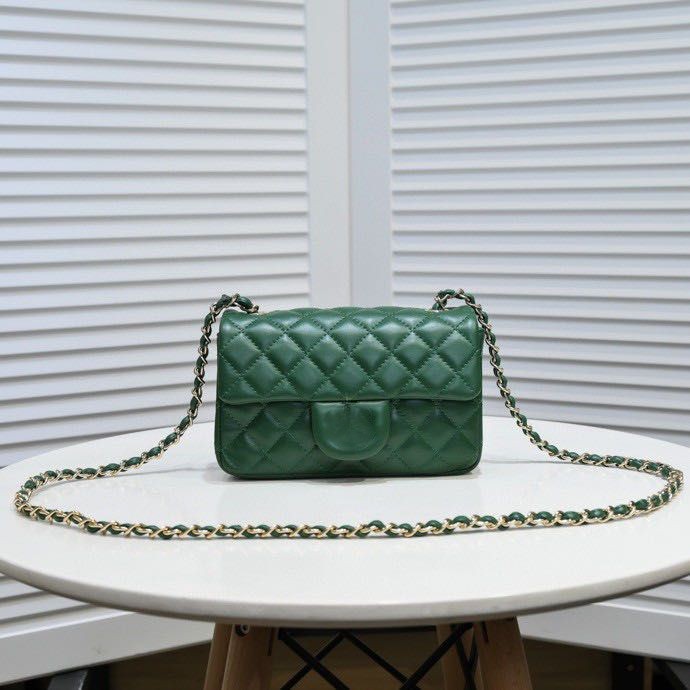 Designer hand bag fashionbags crossbody luxury tote bags caviar leather ladies pochette classic quilted sheepskin shoulder handbags womans CF flap sling bag 20cm, Green
Designer hand bag fashionbags crossbody luxury tote bags caviar leather ladies pochette classic quilted sheepskin shoulder handbags womans CF flap sling bag 20cm, Green