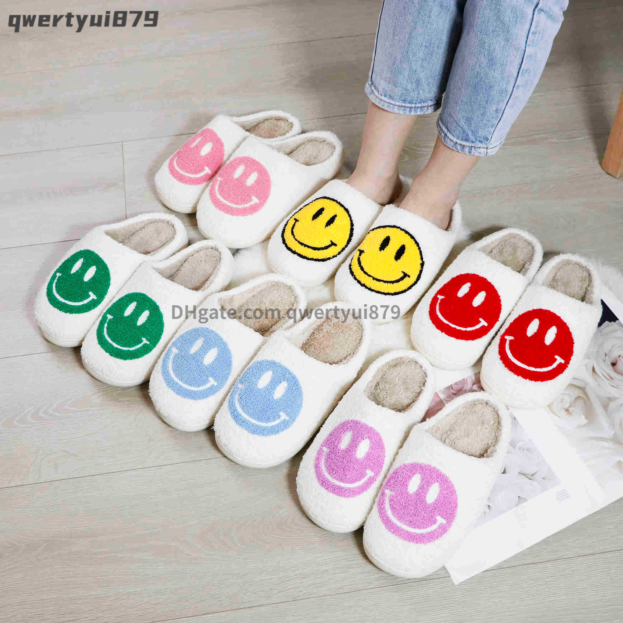 qwertyui879 2023 New Women's Fashion Spring And Autumn Casual Slippers Fashion Embroidery Smiley Face Indoor Slippers For Woman And Man 111122H, Red face
qwertyui879 2023 New Women's Fashion Spring And Autumn Casual Slippers Fashion Embroidery Smiley Face Indoor Slippers For Woman And Man 111122H, Red face