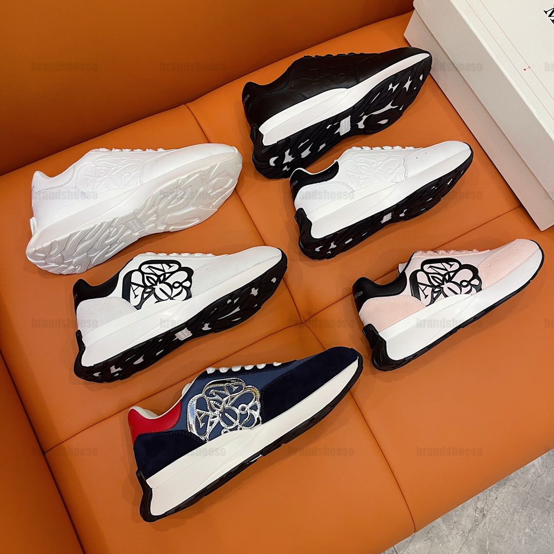 Sprint Running Shoes for Women's and men's sneakers mcqueen Jogging shoes Imported calfskin matched with cloth Base thickness 3.5CM
Sprint Running Shoes for Women's and men's sneakers mcqueen Jogging shoes Imported calfskin matched with cloth Base thickness 3.5CM