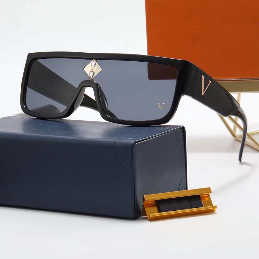 Designer Sunglasses Fashion Men Women Sunglass Goggle Adumbral Eyeglasses 5 Color Option Sun glasses
Designer Sunglasses Fashion Men Women Sunglass Goggle Adumbral Eyeglasses 5 Color Option Sun glasses