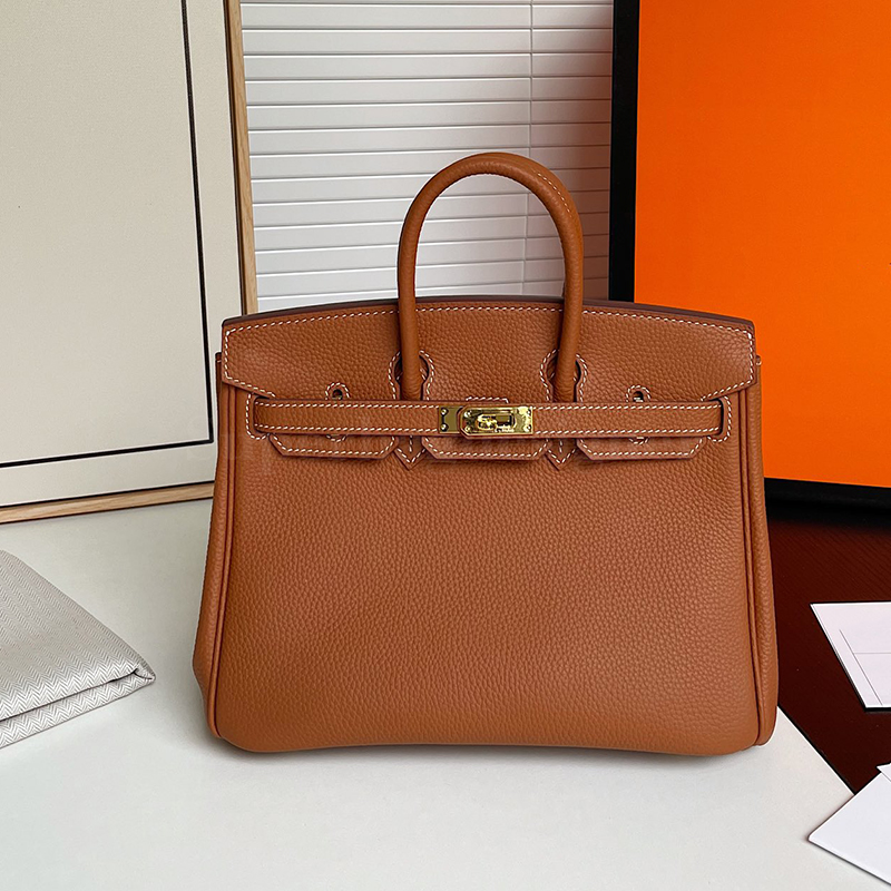Upgrade 9A Handmade Tote Handbags bag women purse Designer Bags Luxury designer classic fashion Real Togo Epsom leather wallet pochette clutch 25 30 35cm with box, Carton
Upgrade 9A Handmade Tote Handbags bag women purse Designer Bags Luxury designer classic fashion Real Togo Epsom leather wallet pochette clutch 25 30 35cm with box, Carton