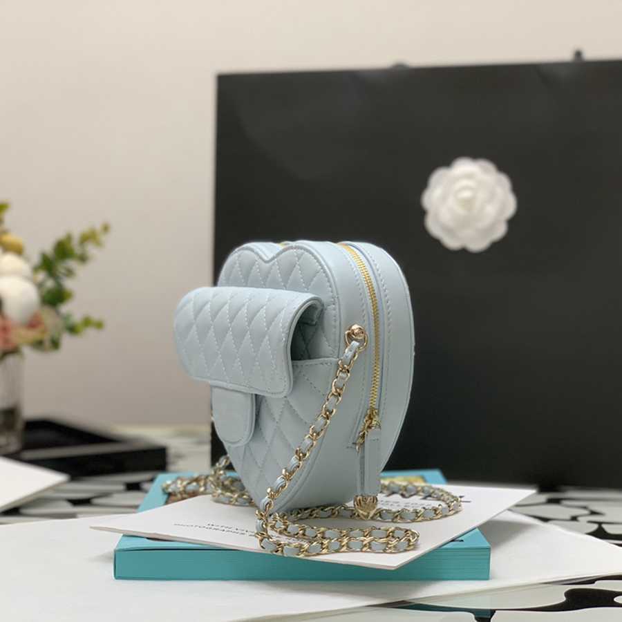 10A Mirror quality Sheepskin AS3191 Heart Clutch With Chain Bag Designer Women Cross Body Bags 18CM Luxuries Designers Shoulder Bags WithBox
10A Mirror quality Sheepskin AS3191 Heart Clutch With Chain Bag Designer Women Cross Body Bags 18CM Luxuries Designers Shoulder Bags WithBox