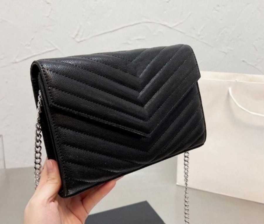 Fashion Handbags Shoulder Luxurys Designer Bags metal chain gold silver women Handbag Genuine Leather bag Flip cover Diamond lattice Messenger Handbag Purse, Clear
Fashion Handbags Shoulder Luxurys Designer Bags metal chain gold silver women Handbag Genuine Leather bag Flip cover Diamond lattice Messenger Handbag Purse, Clear