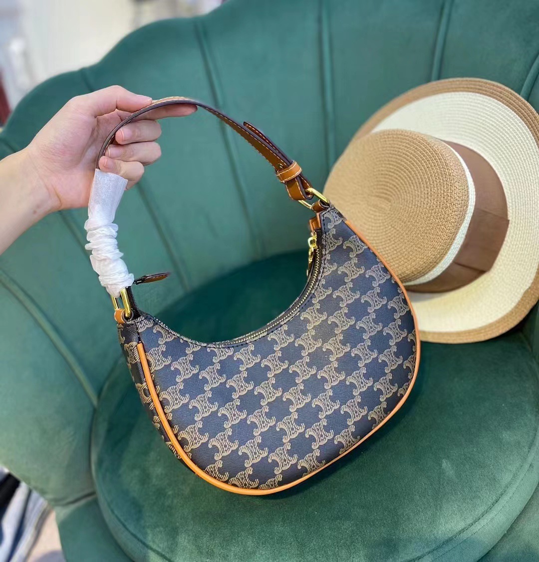 Arcs of Triomphes AVA underarm bag senior sense spring and summer presold leather retro Internet celebrity fashion shoulder bag female niche, White
Arcs of Triomphes AVA underarm bag senior sense spring and summer presold leather retro Internet celebrity fashion shoulder bag female niche, White