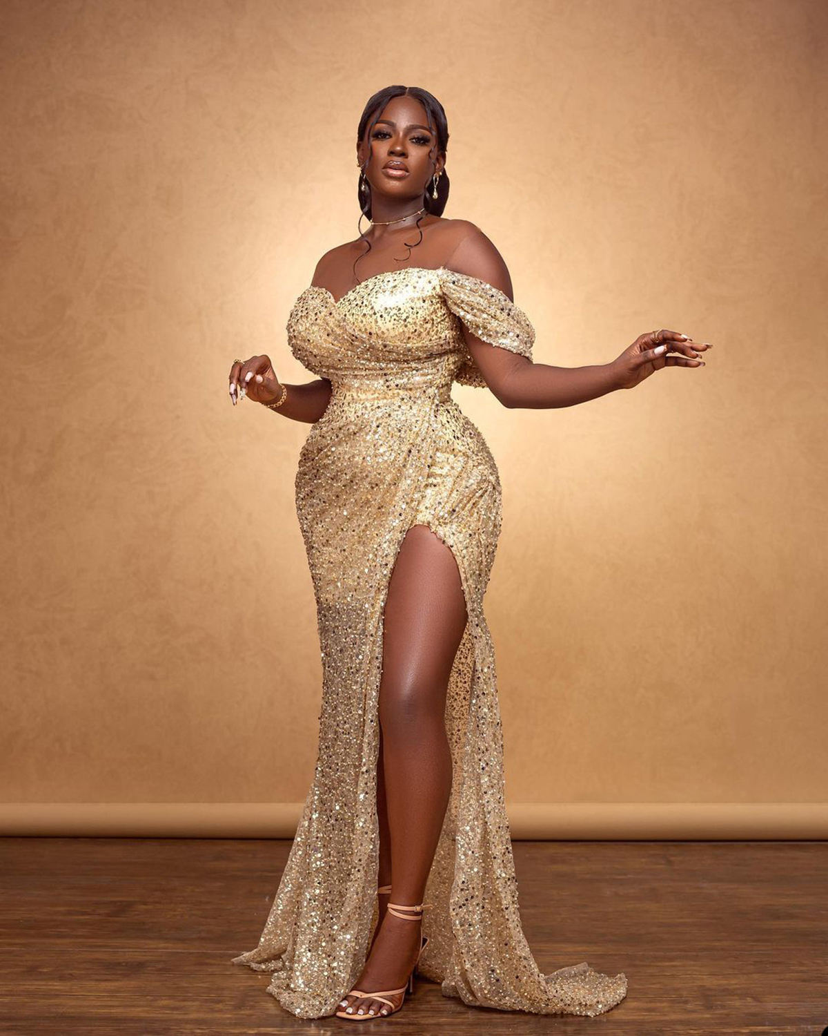 Plus Size Sparkly Sequins Prom Dress Off Shoulder High Split Mermaid Evening Gowns Sweep Train Special Occasion