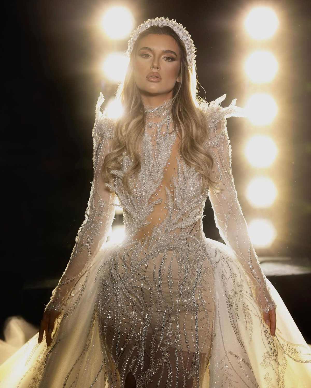 Glamorous Mermaid Wedding Dresses Jewel Draped Shining Sequined Beaded Pearl Front Split Slim Court Gown Custom Made Plus Size Vestidos De Novia