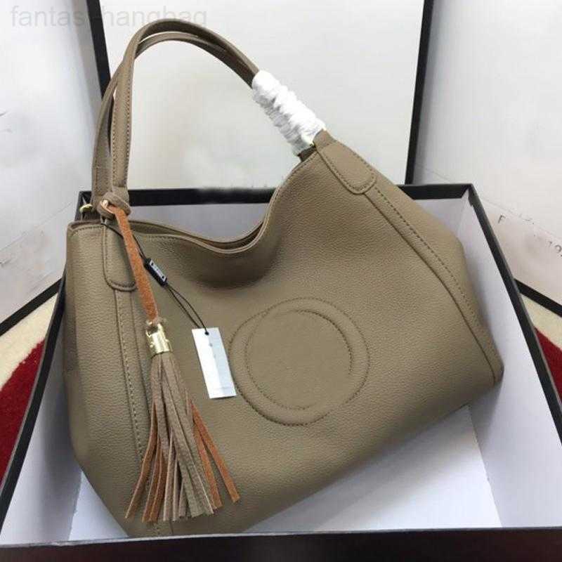 GGity Large Capacity Package Shopping Bag Genuine Leather Tote Bags Women Luxurys Designers Handbag Purse Classic Letter Shoulder Bag With Tassel
GGity Large Capacity Package Shopping Bag Genuine Leather Tote Bags Women Luxurys Designers Handbag Purse Classic Letter Shoulder Bag With Tassel