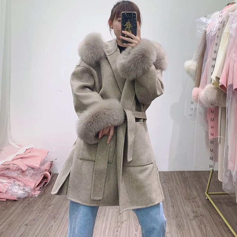 Women's Wool Blends Loose Hooded Wool Blended Autumn Coat Women With Real Fur Hood Trim Women Long Sleeve Female Wool Jacket With Hood With Fur 2