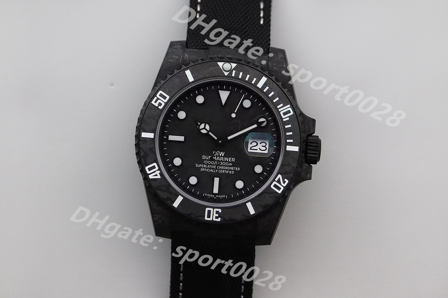 VSF SUB watch Modified DIW Carbon fiber ring mouth gradient green Plate 3135 movement sapphire glass gift rubber strap designer watches, As picture
VSF SUB watch Modified DIW Carbon fiber ring mouth gradient green Plate 3135 movement sapphire glass gift rubber strap designer watches, As picture