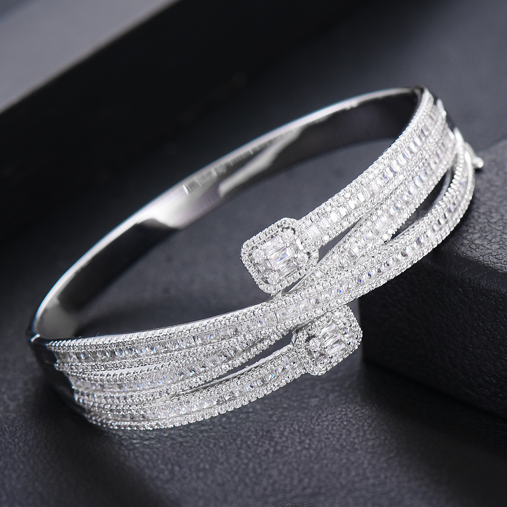 Bangle GODKI Maxi Size Crossover 3 colors Bracelet For Women Wedding Party Zircon Crystal Engagement DUBAI Bridal Jewelry Gifts 230130