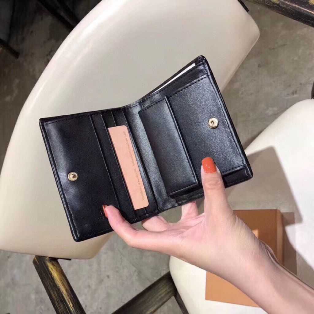 Wallet Bags Designer mius Miao Miu Sheepskin Pleated Wallet Women's Short Wallet Card Bag Zero Wallet Fashion Versatile Leather Small Wallet, Black
Wallet Bags Designer mius Miao Miu Sheepskin Pleated Wallet Women's Short Wallet Card Bag Zero Wallet Fashion Versatile Leather Small Wallet, Black