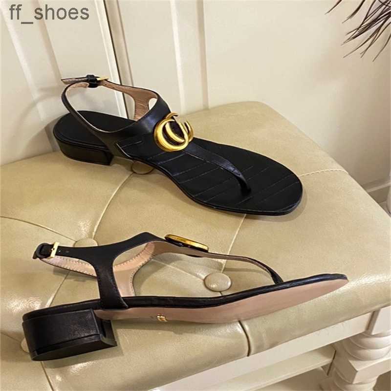2023 Designer Women Sandals Ladies Luxury Genuine Leather Slippers Flat Shoe Oran Sandal Party Wedding Shoes with Box Size 35-42
2023 Designer Women Sandals Ladies Luxury Genuine Leather Slippers Flat Shoe Oran Sandal Party Wedding Shoes with Box Size 35-42