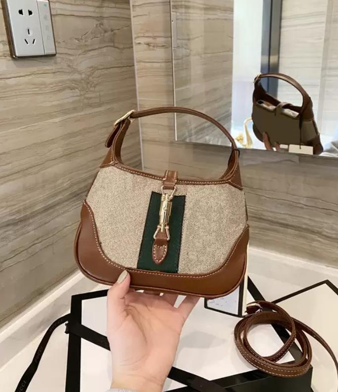 2023 Klassische Luxus-Designer-Schultertaschen Lady Fashion CrossBody Messenger Bag Brief Handtaschen Geldbörsen Geldbörse