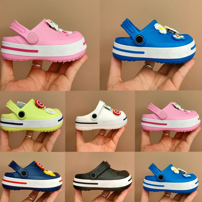 Kids slides toddlers Shoes croc clog slipper sandal buckle boys girls designer croos sandals children youth slip-on beach Foot protection Waterproof Shoe
Kids slides toddlers Shoes croc clog slipper sandal buckle boys girls designer croos sandals children youth slip-on beach Foot protection Waterproof Shoe