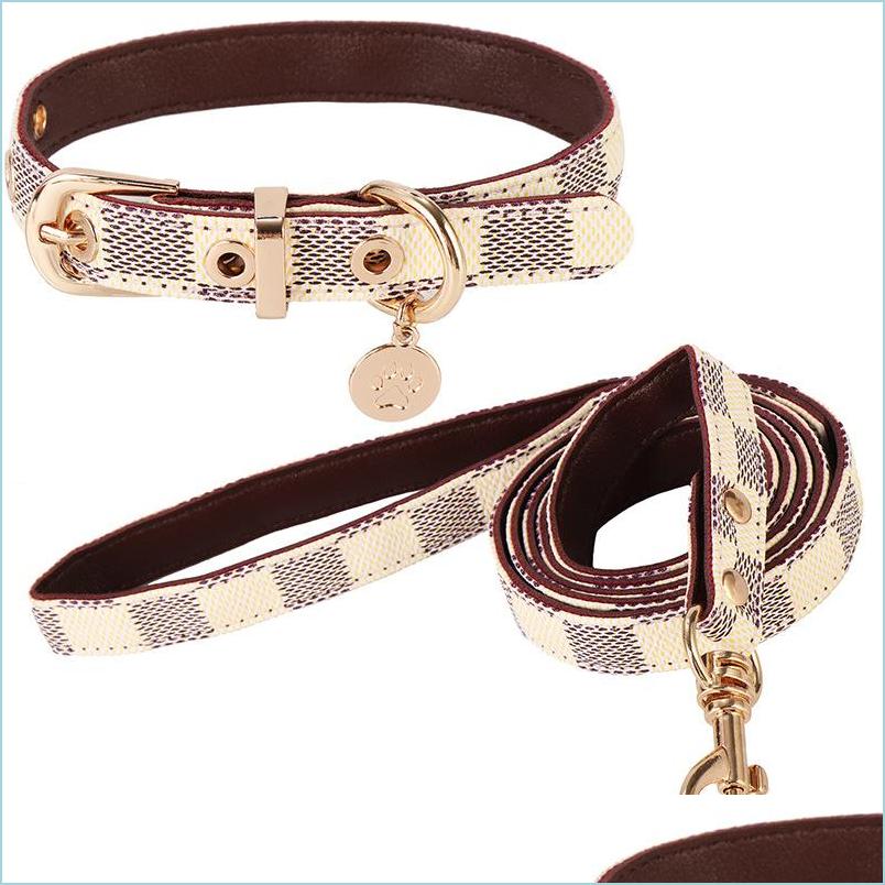 Dog Collars Leashes Designer Leather Collar And Leash Set Adjustable Basic Check Pattern Durable Harness With Metal Buckle Suitabl
Dog Collars Leashes Designer Leather Collar And Leash Set Adjustable Basic Check Pattern Durable Harness With Metal Buckle Suitabl