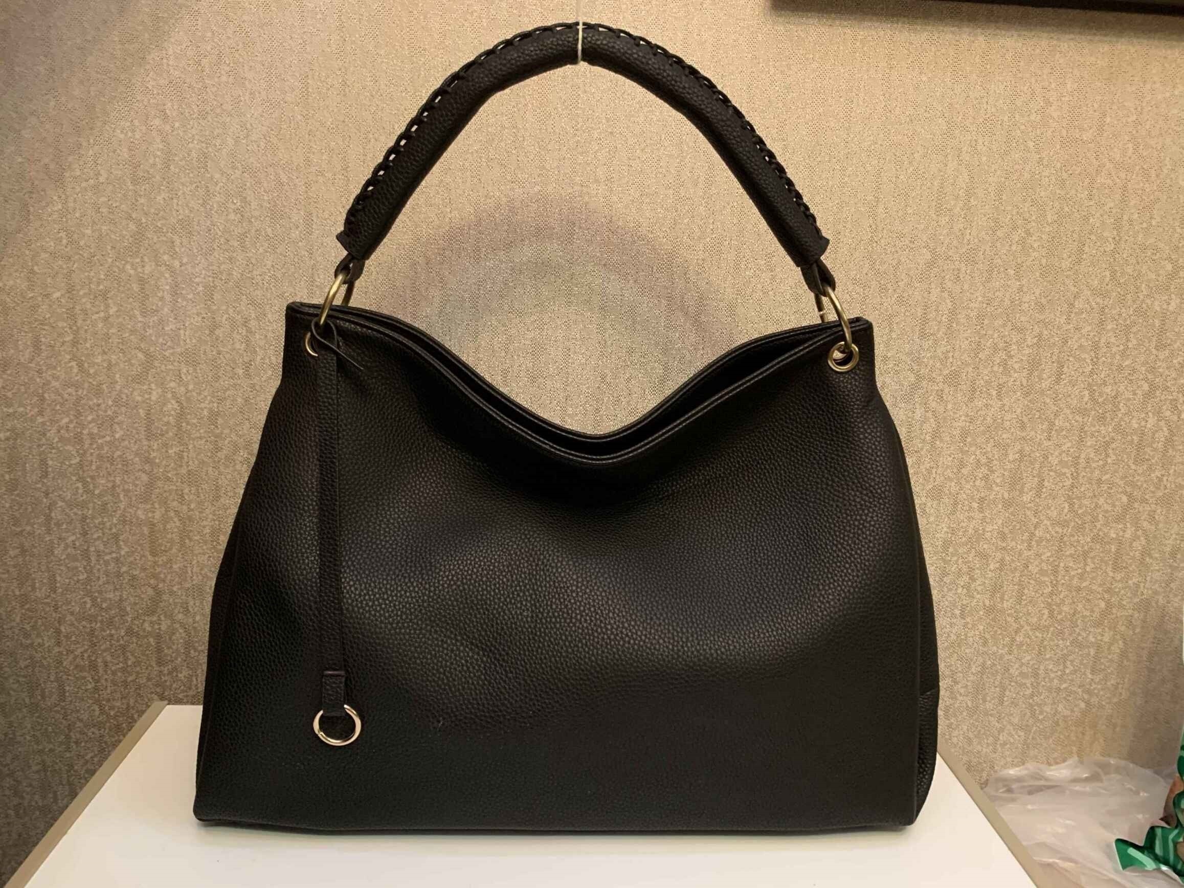 Designers ARTSY Leather Lady Totes Crossbody Bags High Quality Handbags On Chain Women Shoulder Bag Luxury Tote Backpack M40249, Black embossing flower
Designers ARTSY Leather Lady Totes Crossbody Bags High Quality Handbags On Chain Women Shoulder Bag Luxury Tote Backpack M40249, Black embossing flower