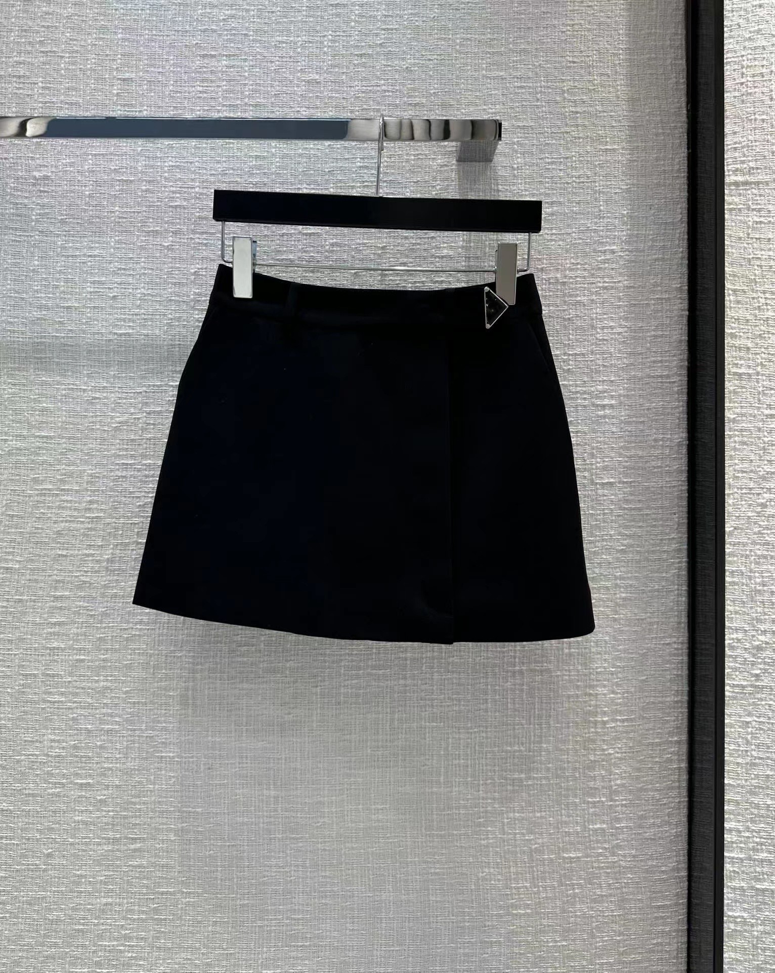 2023 Spring Summer Luxury Designer Skirts Fashion A Skirts Women' Brand Same Style Dress 0130-11, Black
2023 Spring Summer Luxury Designer Skirts Fashion A Skirts Women' Brand Same Style Dress 0130-11, Black