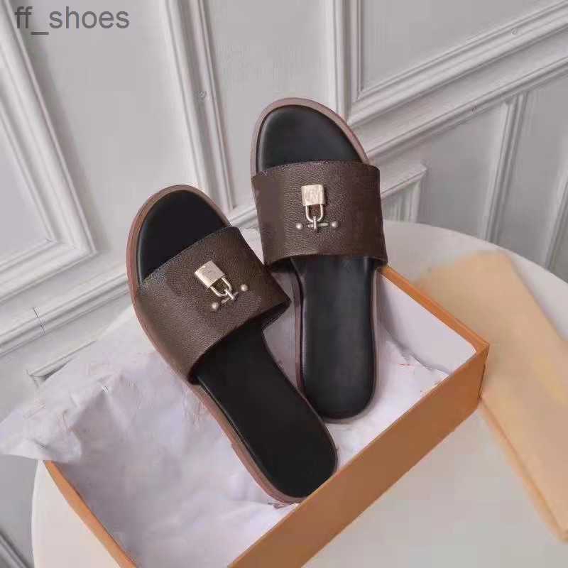 2023 Luxurys Designers Womens Sandals Printing Bottoms Floral Slippers Men Genuine Leather Low Heels Rubber Slides Dazzling Flowers Platform Sliders Flip Flops
2023 Luxurys Designers Womens Sandals Printing Bottoms Floral Slippers Men Genuine Leather Low Heels Rubber Slides Dazzling Flowers Platform Sliders Flip Flops