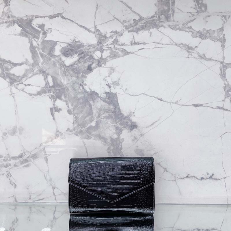 Designer Woman Bag Women Shoulder bag Handbag Original Box Genuine Leather cross body chain high grade quality Classic solid coin purse Stylish and convenient, Black1
Designer Woman Bag Women Shoulder bag Handbag Original Box Genuine Leather cross body chain high grade quality Classic solid coin purse Stylish and convenient, Black1