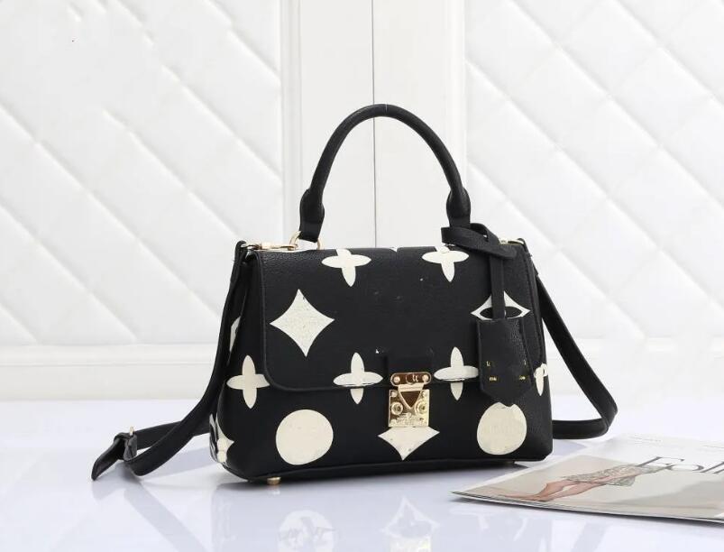 L louiseity Madeleine bb Bags Totes Pures Designer M45978 Handbags Shoulder Bag Luxury CrossBody women purse wallet Backpack M46041 viutonity Monograms pattern AA, White
L louiseity Madeleine bb Bags Totes Pures Designer M45978 Handbags Shoulder Bag Luxury CrossBody women purse wallet Backpack M46041 viutonity Monograms pattern AA, White
