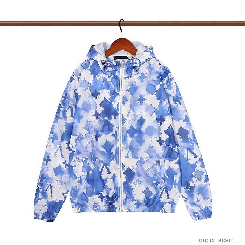 Mens Hooded Jackets Thin Designer Sun Protection Trench Coats Womens Monogrammed Winter Luxury Clothing, 01
Mens Hooded Jackets Thin Designer Sun Protection Trench Coats Womens Monogrammed Winter Luxury Clothing, 01