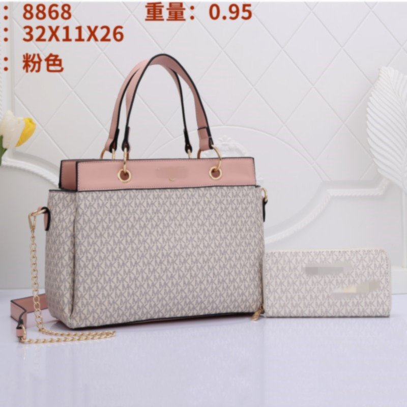 Luxury Womens shoulder tote ladies designer composite bags lady clutch bag female handbags MICHAELS KOR MKS GGSS LOUISSS VUTTONSS LVSS 8868, 32x11x26cm
Luxury Womens shoulder tote ladies designer composite bags lady clutch bag female handbags MICHAELS KOR MKS GGSS LOUISSS VUTTONSS LVSS 8868, 32x11x26cm