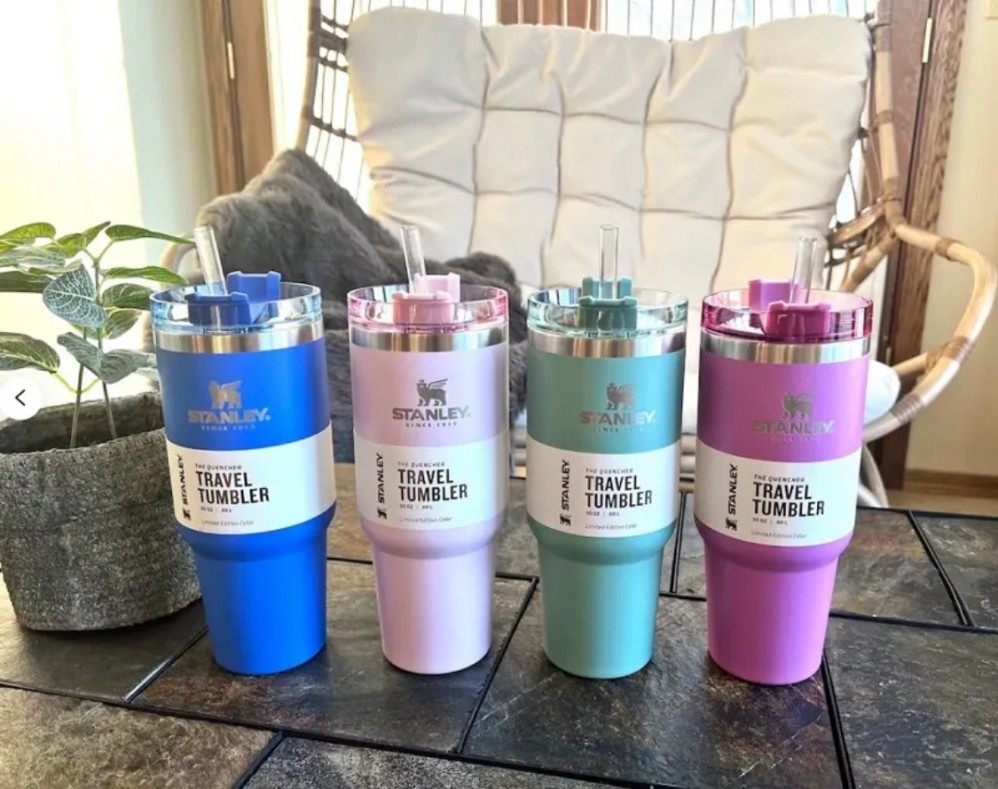 Stanley 30oz Car Tumblers Heat Preservation Couple Cups Stainless Steel Male And Female Students Water Bottles With LOGO FY5521
Stanley 30oz Car Tumblers Heat Preservation Couple Cups Stainless Steel Male And Female Students Water Bottles With LOGO FY5521
