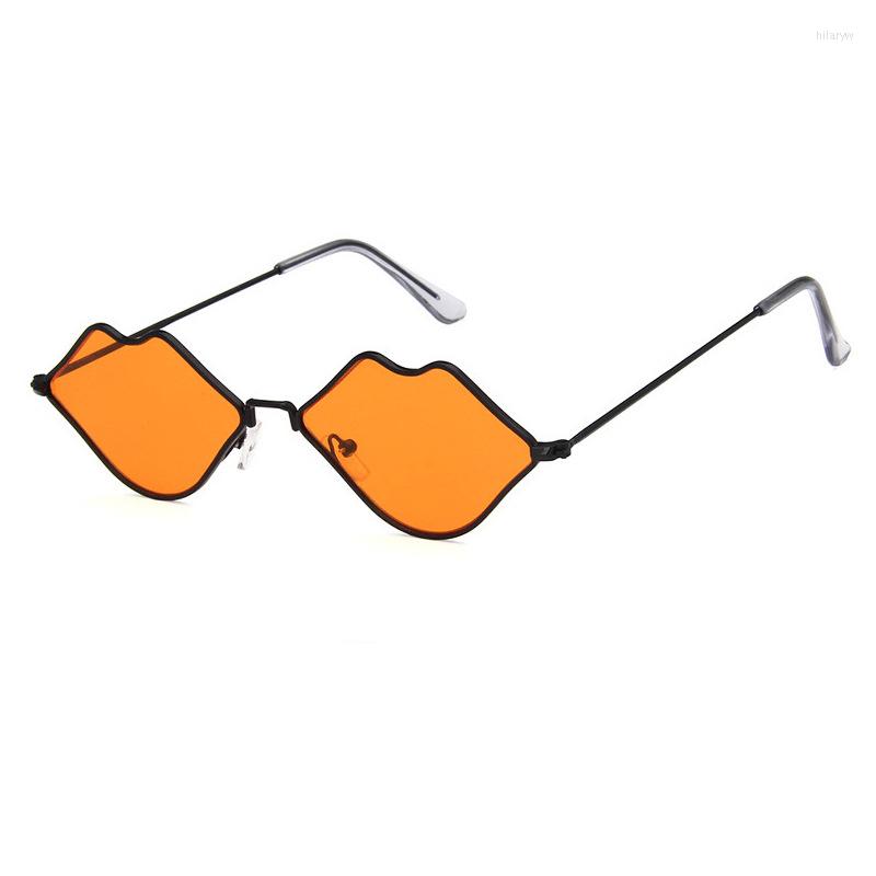 Sunglasses Black Frame Orange Slice Lip-shaped Avant-garde Fashion Trend Retro Korean Mysterious Eye Protection Women
Sunglasses Black Frame Orange Slice Lip-shaped Avant-garde Fashion Trend Retro Korean Mysterious Eye Protection Women