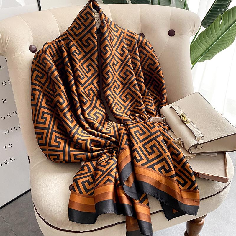 Scarves Fashion Plaid Printed Silk Brand Design Female Foulard Gift Shawl Euro Luxury Scarf For Women
Scarves Fashion Plaid Printed Silk Brand Design Female Foulard Gift Shawl Euro Luxury Scarf For Women