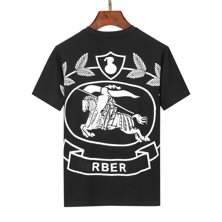 2023 Summer Mens Designer T Shirt Casual Man Womens Tees With Letters Print Short Sleeves Top Sell Luxury Men Hip Hop clothes
2023 Summer Mens Designer T Shirt Casual Man Womens Tees With Letters Print Short Sleeves Top Sell Luxury Men Hip Hop clothes