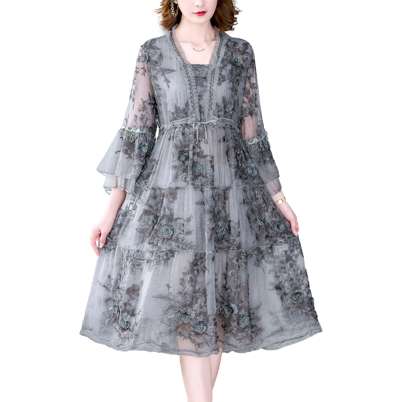 Casual Dresses Summer Floral Embroidery Natural Silk Hollow Out Sexy Midi Dress Women Korean Fashion Elegant Bodycon Light 230130
