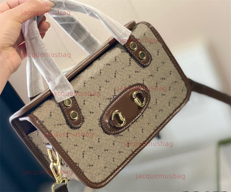 Designer Horsebit 1955 bags tote Vintage handbag women double G Ophidia Shoulder crossbody bag top-grade Leather Trunk messenger wallet Luxury Horsebits Satchels, Beige
Designer Horsebit 1955 bags tote Vintage handbag women double G Ophidia Shoulder crossbody bag top-grade Leather Trunk messenger wallet Luxury Horsebits Satchels, Beige