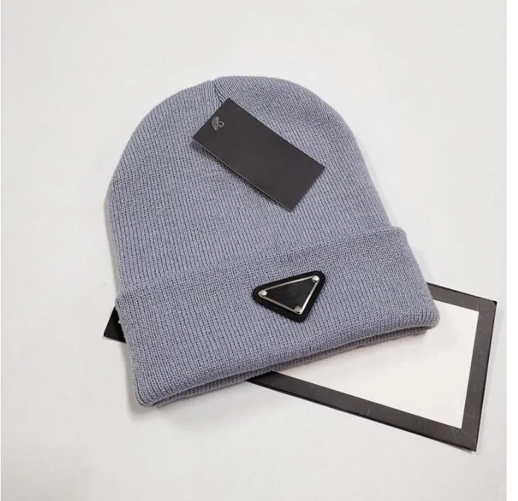New Winter Beanie men women leisure knitting beanies Parka head cover hat outdoor lovers fashion knit cap