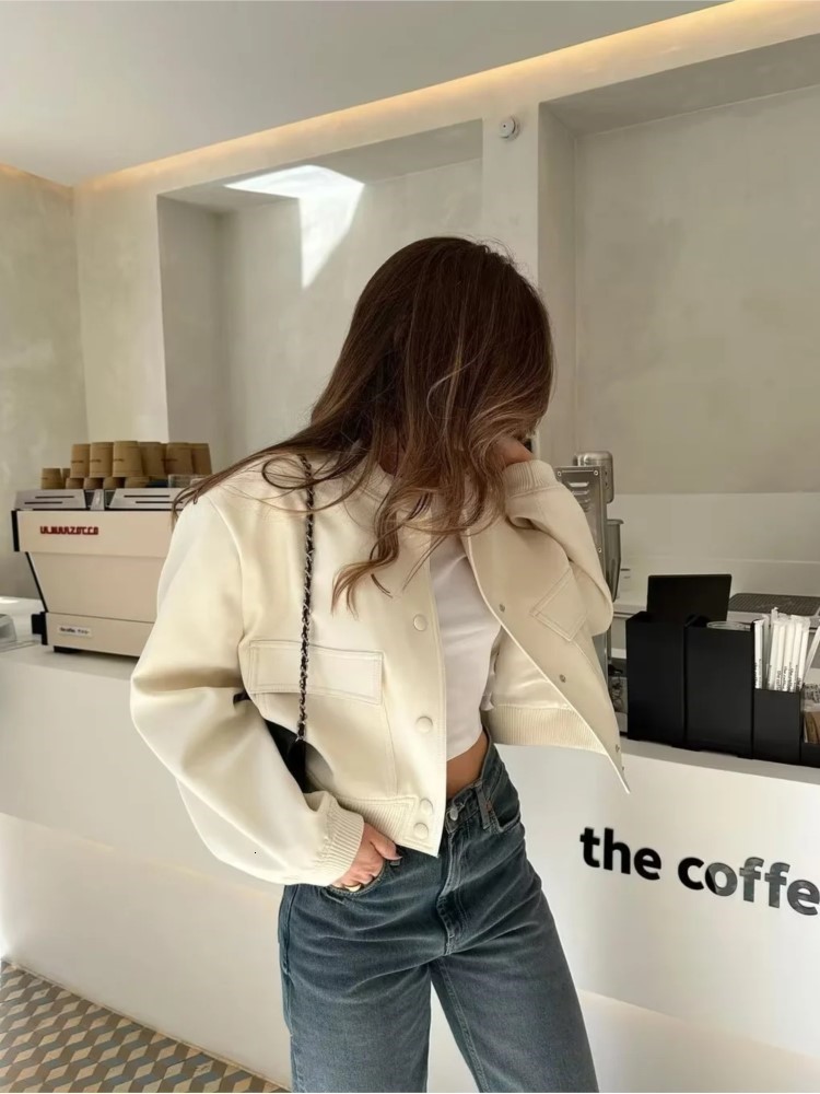 Women s Jackets 2023 Spring Autumn Fashion Pocket Short Jacket Women Solid O Neck Long Sleeve Coat Casual Female Single Breasted Outwear 230801