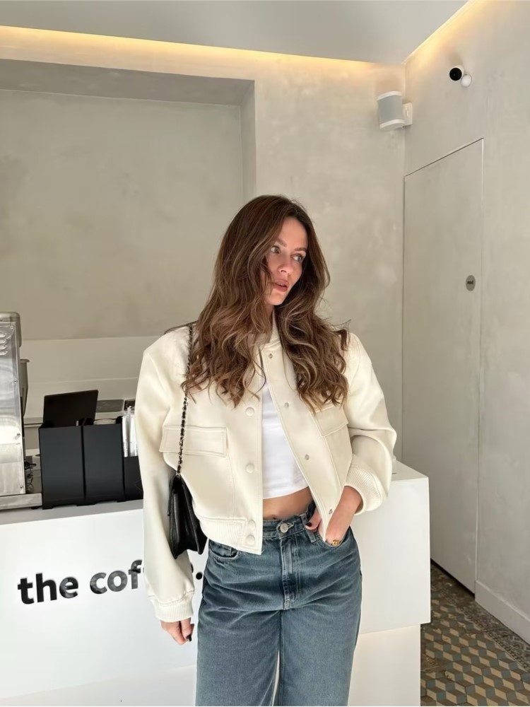 Women s Jackets 2023 Spring Autumn Fashion Pocket Short Jacket Women Solid O Neck Long Sleeve Coat Casual Female Single Breasted Outwear 230801