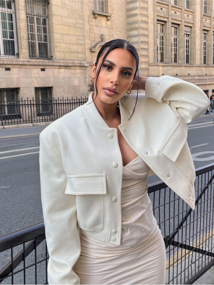 Women s Jackets 2023 Spring Autumn Fashion Pocket Short Jacket Women Solid O Neck Long Sleeve Coat Casual Female Single Breasted Outwear 230801