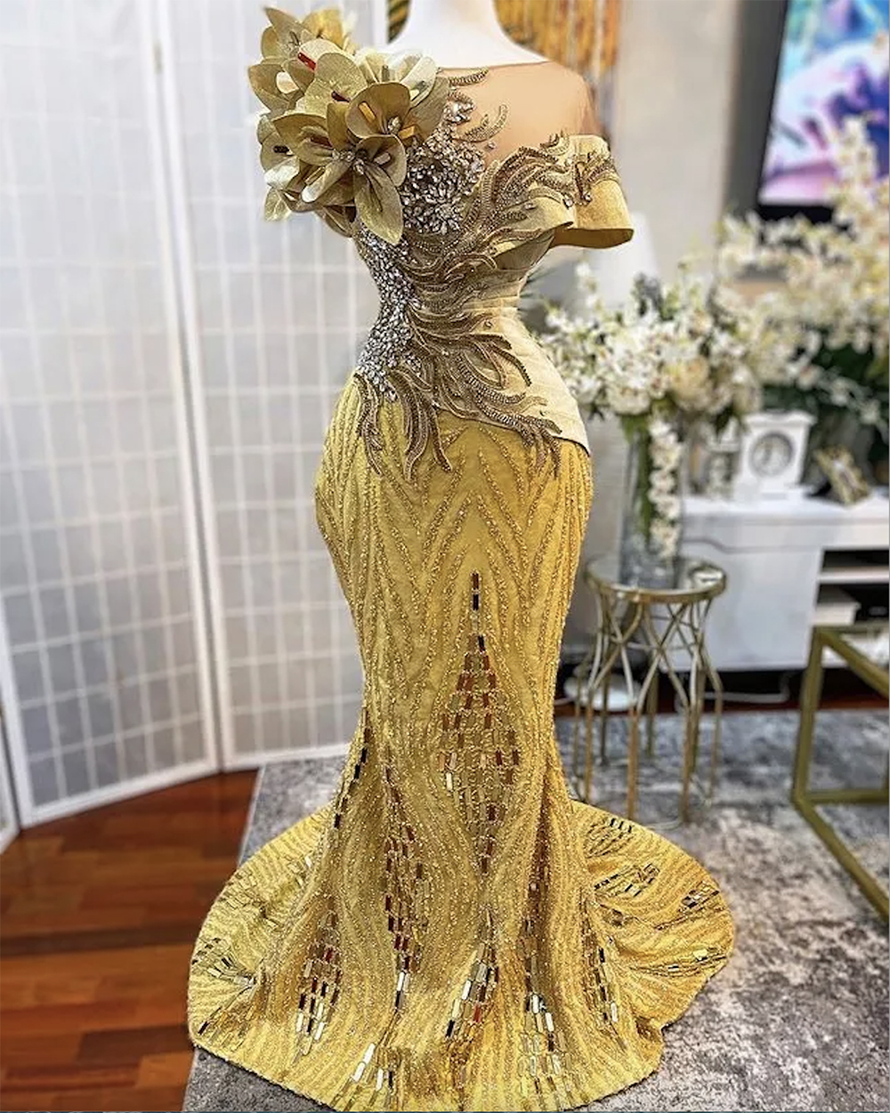2023 Plus Size Arabic Aso Ebi Gold Luxurious Sparkly Prom Dresses Beaded Crystals Stylish Evening Formal Party Second Reception Gowns Dress 0509