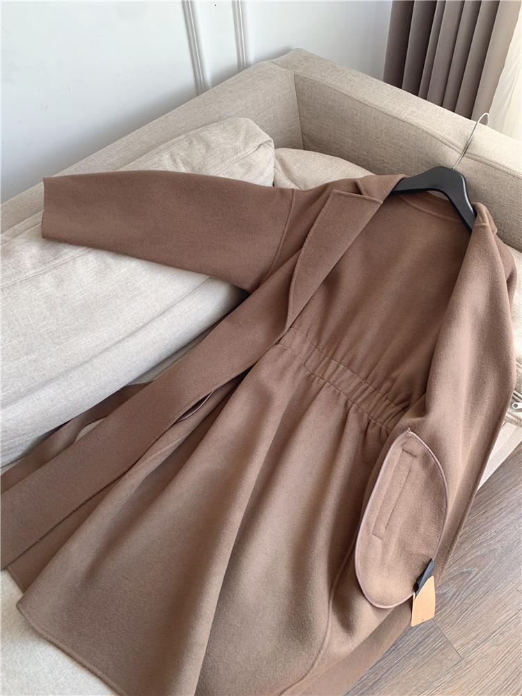 Women Blends 2023 Europe and the United States autumn temperament wool collected waist mid length double sided coat female 230803