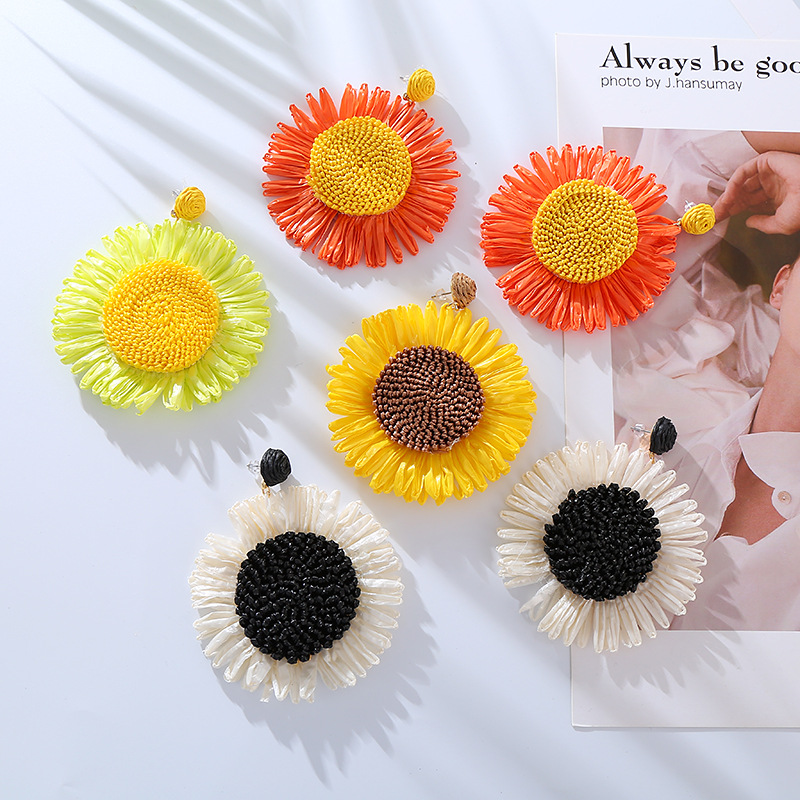 Bohemian-Inspired Ladies' Sunflower Earrings with Natural Raffia - Trendy Flower Jewelry Design