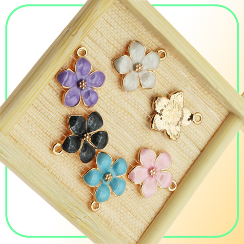 whole 100pcs Fashion classic Cute Enamel Flower Charms Pendant Necklace Bracelet DIY Unique Women Jewelry Accessory